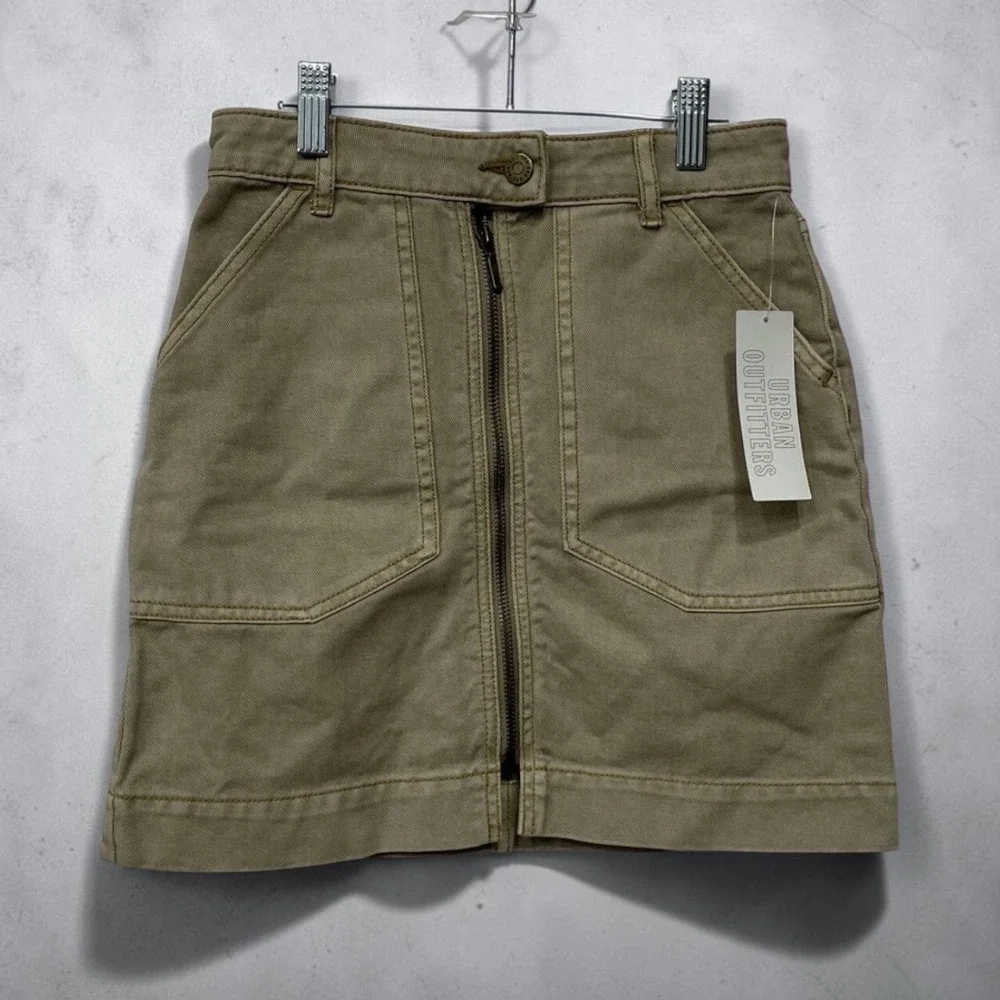 NWT Urban Outfitters🖤 BDG Khaki Zip Front Mini Skirt XS Gorpcore Utility Safari